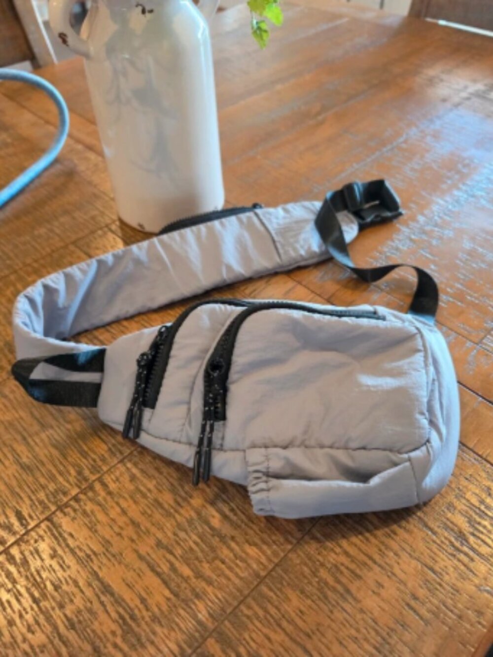 Light Gray Puffer Belt Bag / Crossbody Fanny Pack with Multi-Compartments